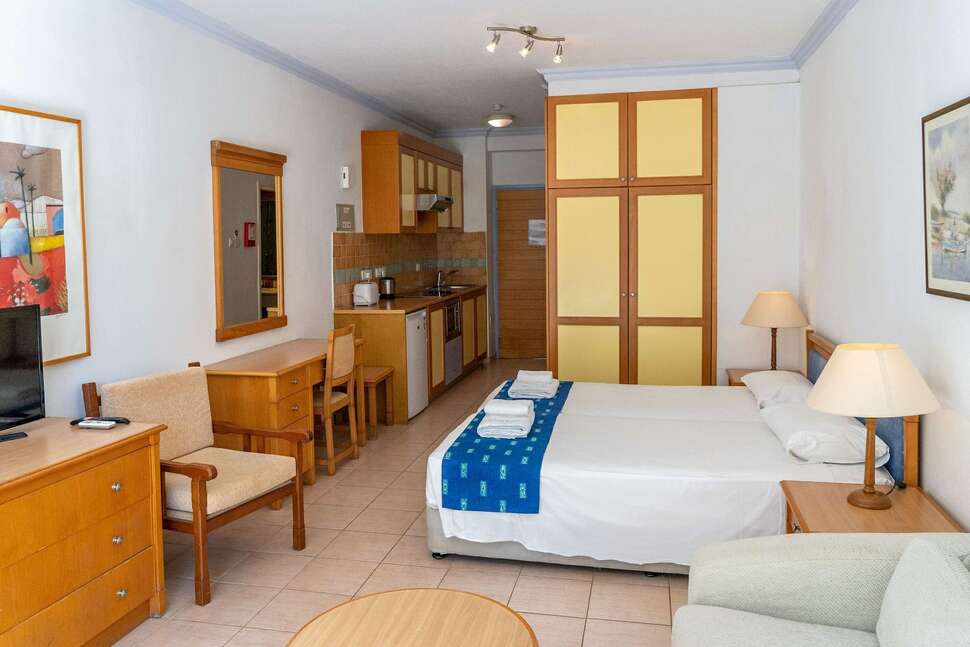 Een foto van Paphos Gardens Holiday Resort
