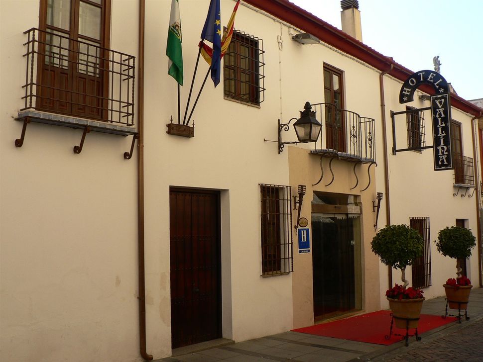 Een foto van de buitenkant van Hacienda Posada De Vallina