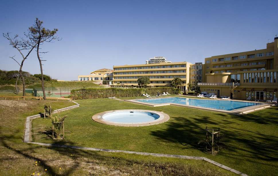 Een foto van het zwembad bij Axis Ofir Beach Resort