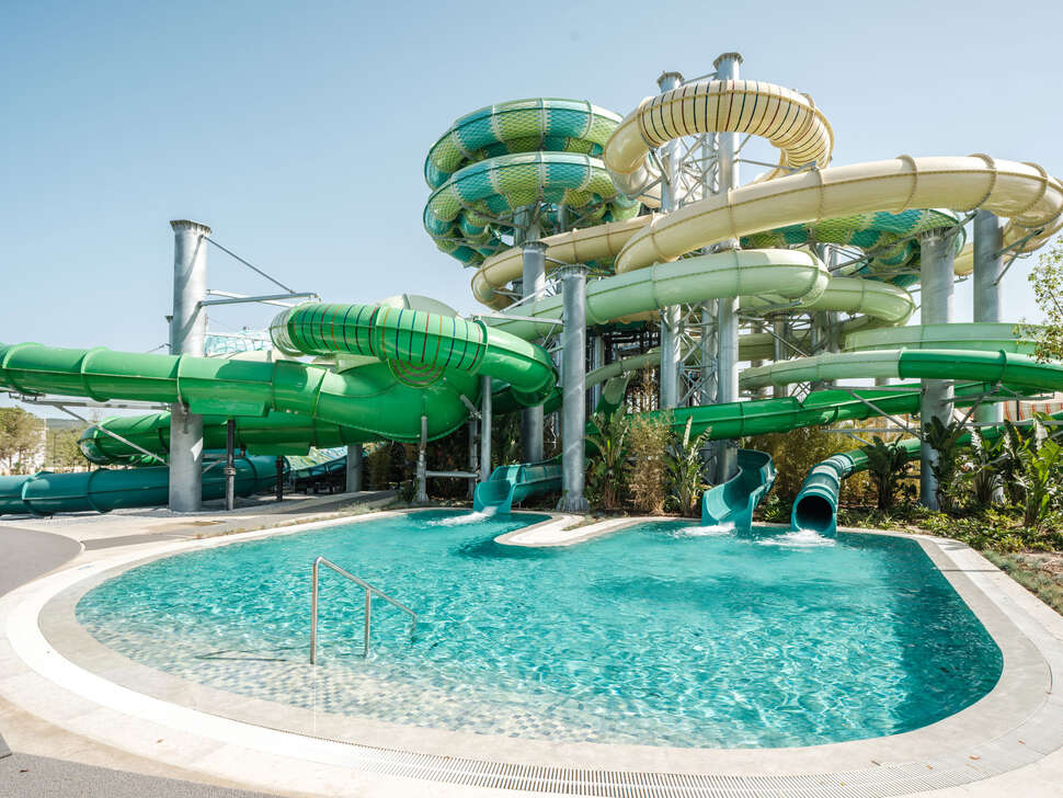 Een foto van Anda Barut Collection