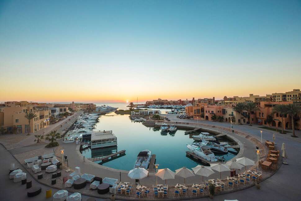 Ein Foto Captain's Inn Hotel