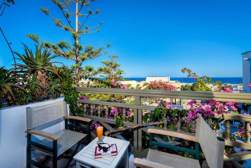 Een foto van het terras bij Hotel Zephyros