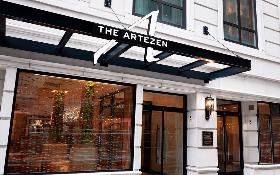 Een foto van The Artezen Hotel