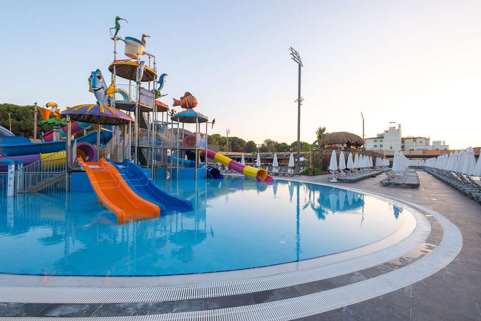 Een foto van het zwembad bij Hotel The X Belek