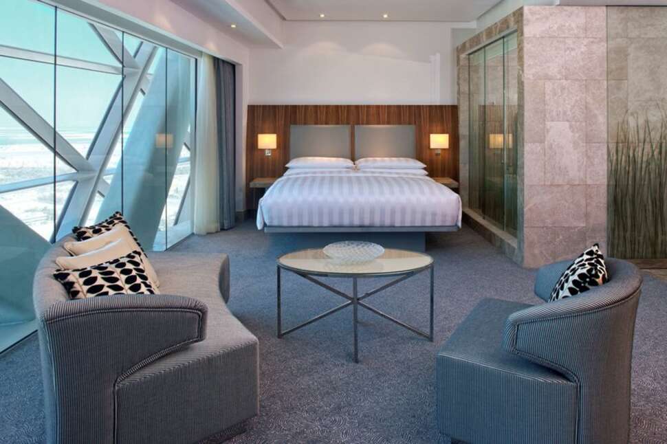 Ein Foto Andaz Capital Gate by Hyatt