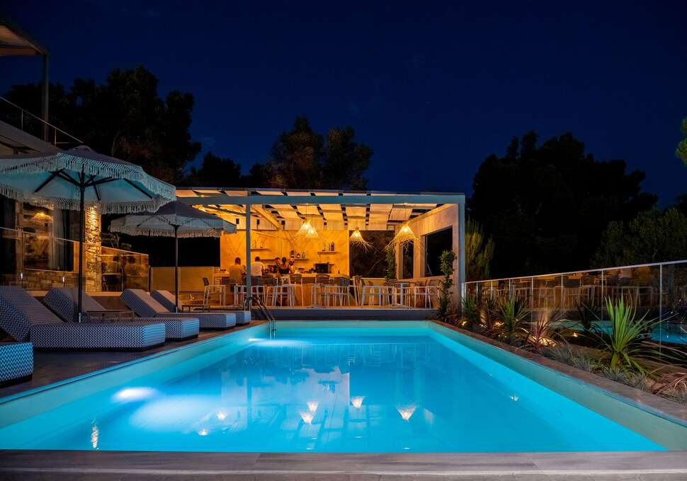 Ein Foto vom Pool im Casa Bloo