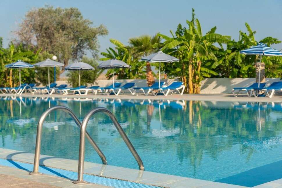 Een foto van het zwembad bij Hotel Tigaki's Star