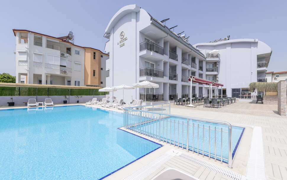 Ein Foto von einer Übersicht des A Hotel Side