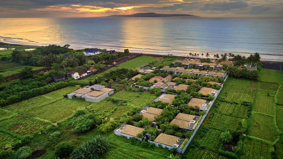 Een foto van The Royal Purnama