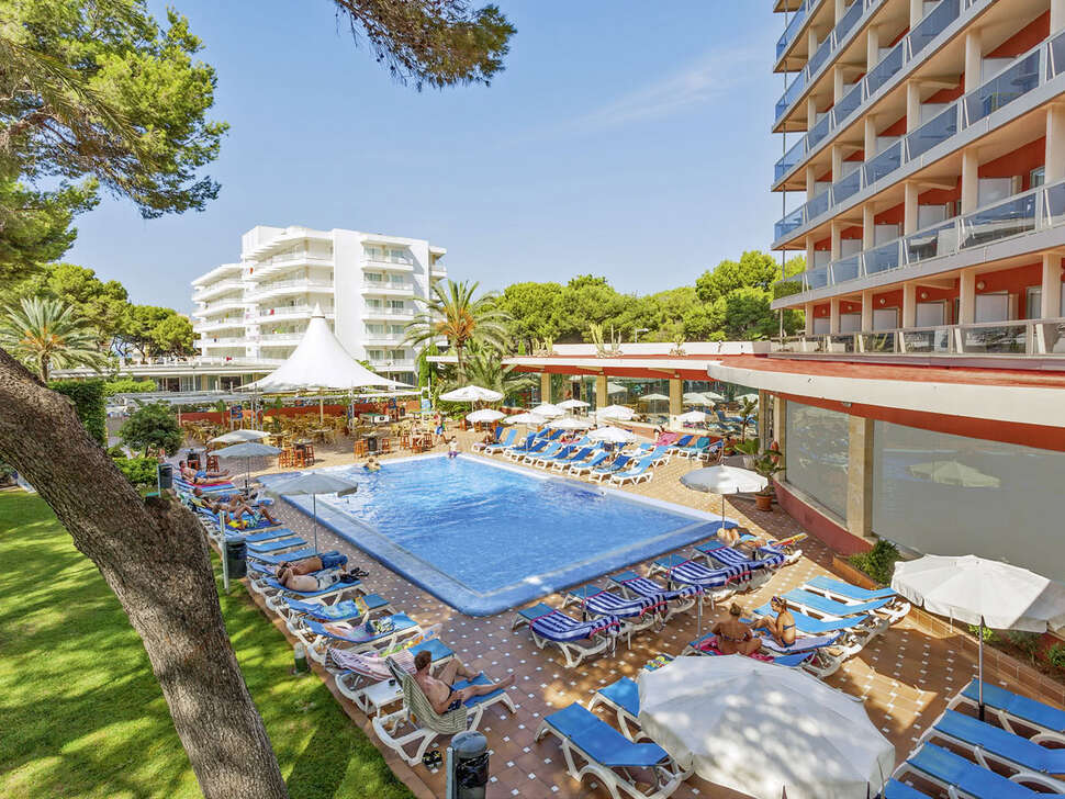 Ein Foto vom Pool im Hotel Obelisco