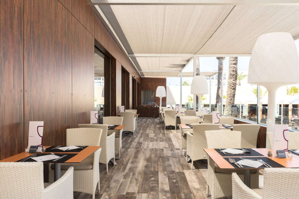 Een foto van het interieur van Occidental Ibiza