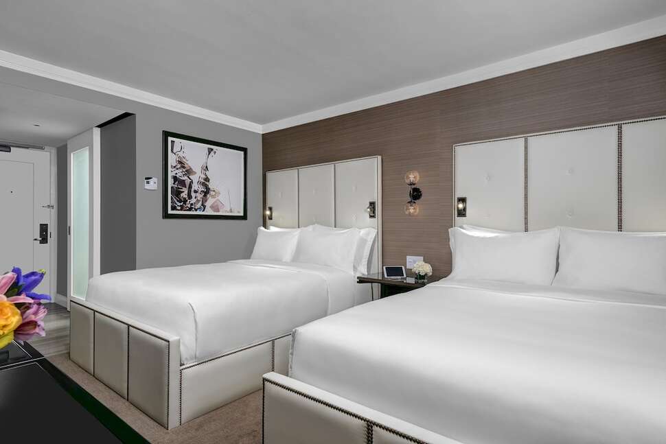 Een foto van The Manhattan at Times Square Hotel