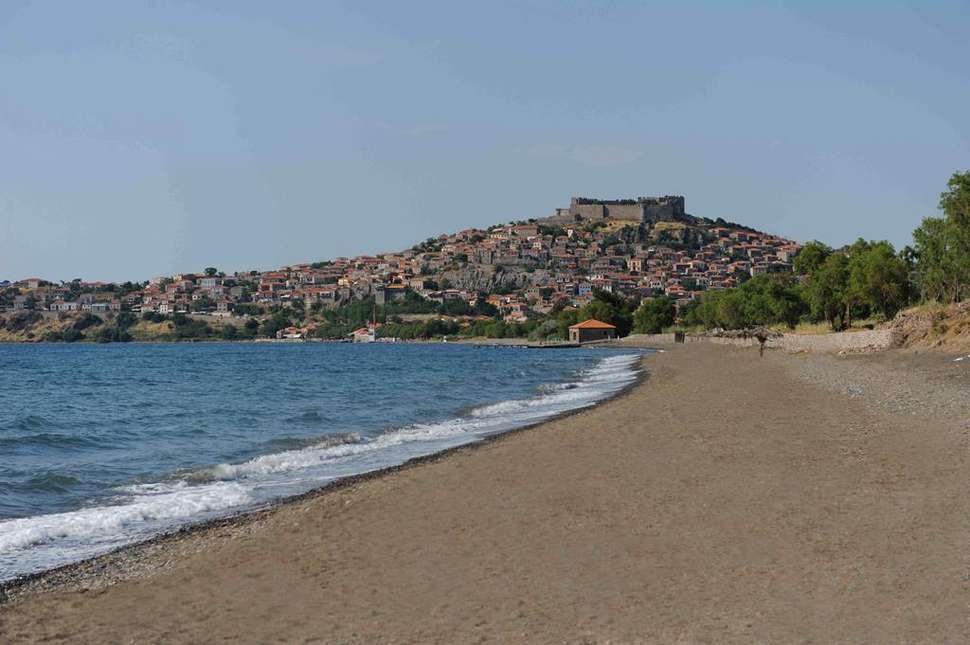 Een foto van het strand bij Delfinia Hotel & Bungalows