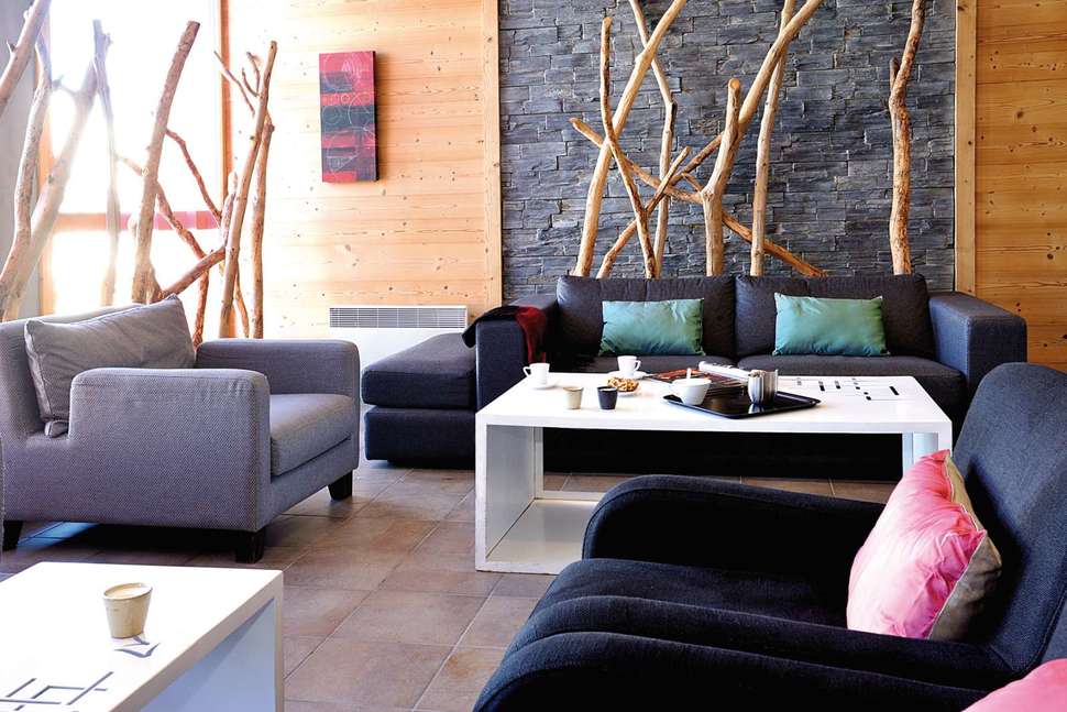 Een foto van het interieur van Le Roc Belle Face