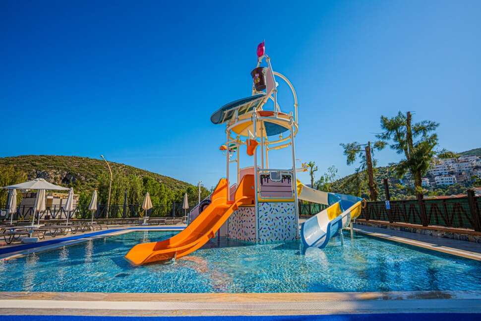 Een foto van Ramada Hotel & Suites by Wyndham Kusadasi
