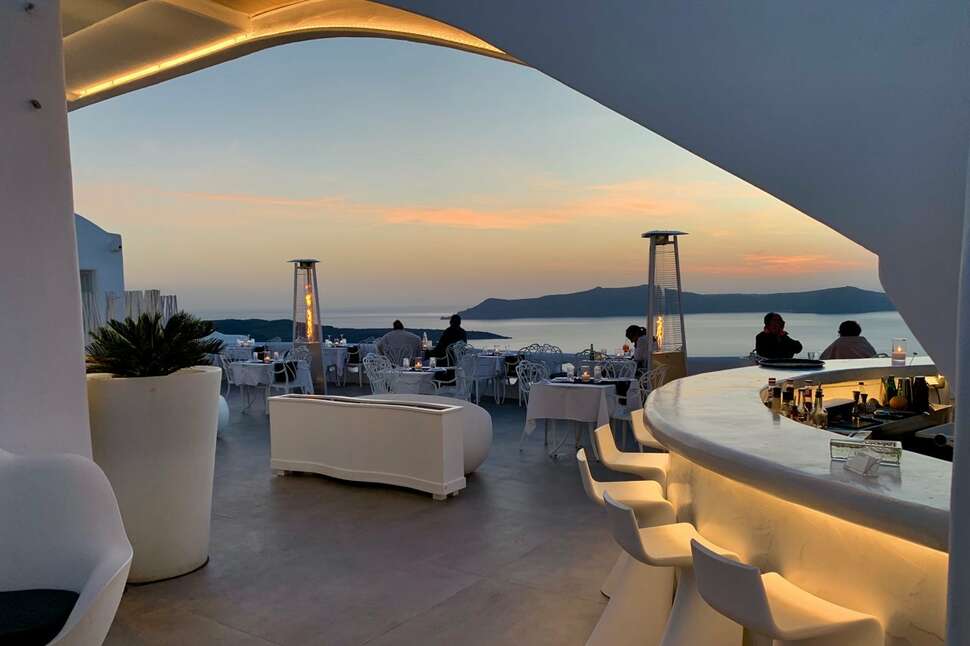 Een foto van Athina Luxury Suites