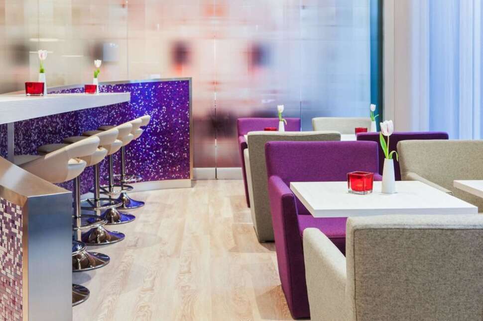 Ein Foto IntercityHotel Hamburg Dammtor-Messe