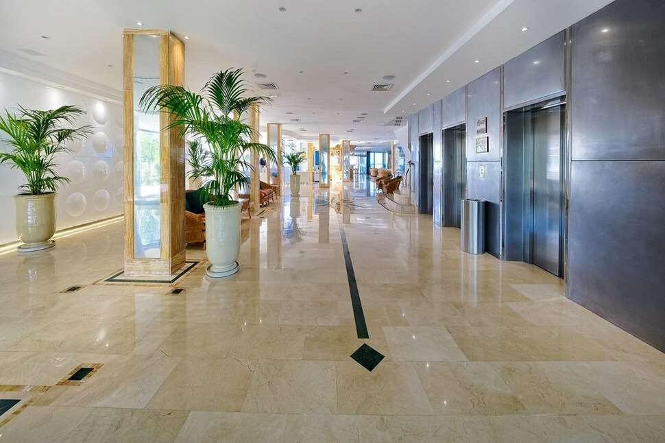 Een foto van het interieur van Bull Hotel Dorado Beach