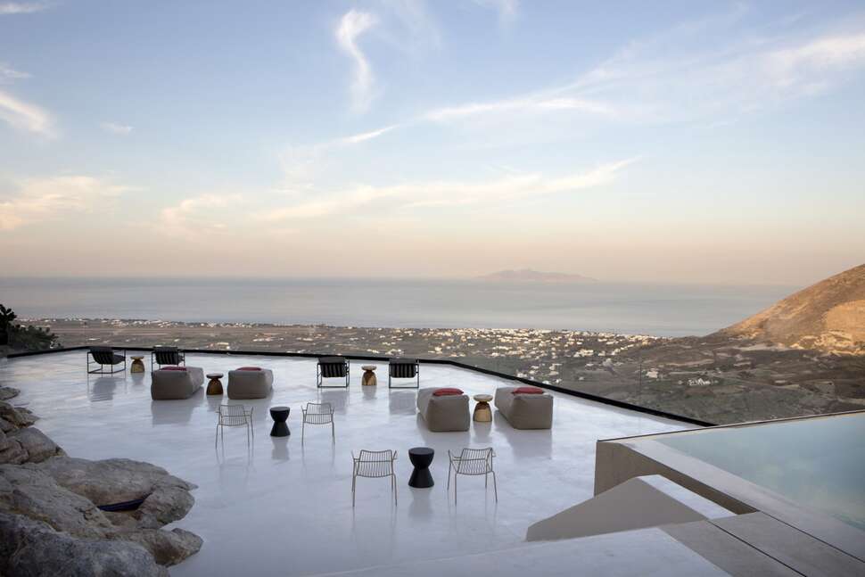 Ein Foto von der Terrasse im Elessa Hotel
