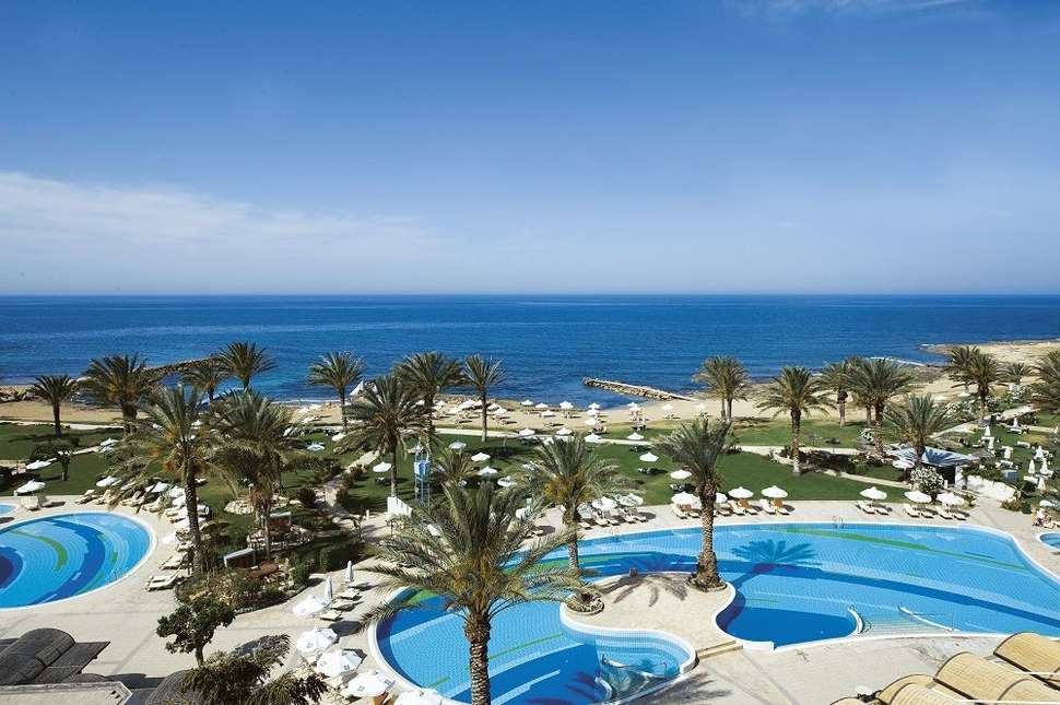 Een foto van een overzicht van Constantinou Bros Athena Beach Hotel