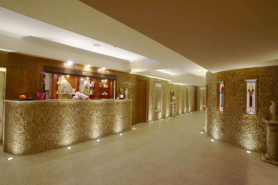 Een foto van het interieur van Hotel Potidea Palace