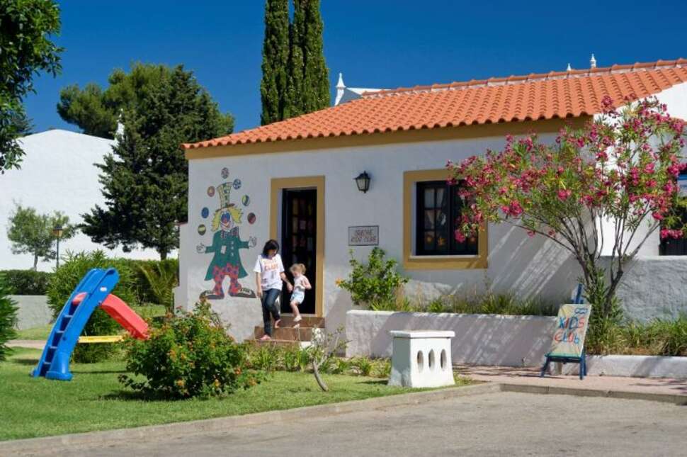 Ein Foto von den Einrichtungen im Rocha Brava Resort