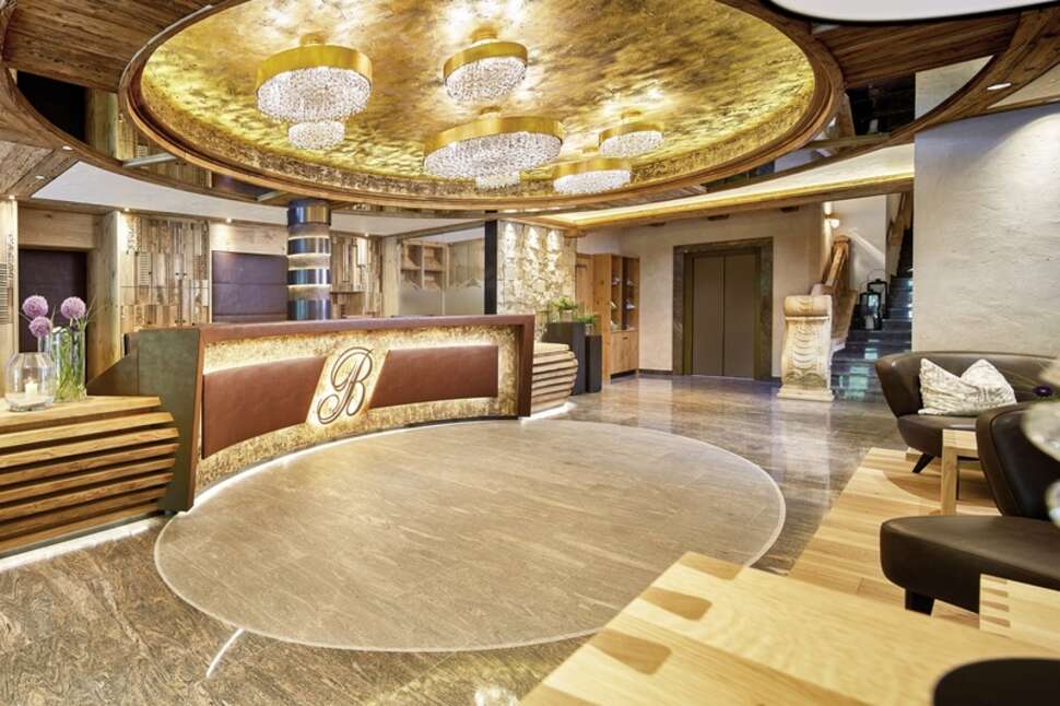 Ein Foto vom Innenbereich im Berghof Crystal Spa & Sports