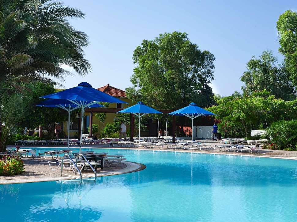 Ein Foto vom Pool im Esperides Beach Family Resort