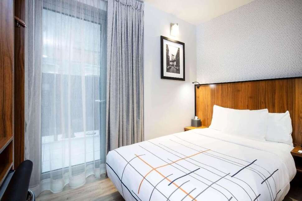 Een foto van La Quinta Inn & Suites by Wyndham Times Square South