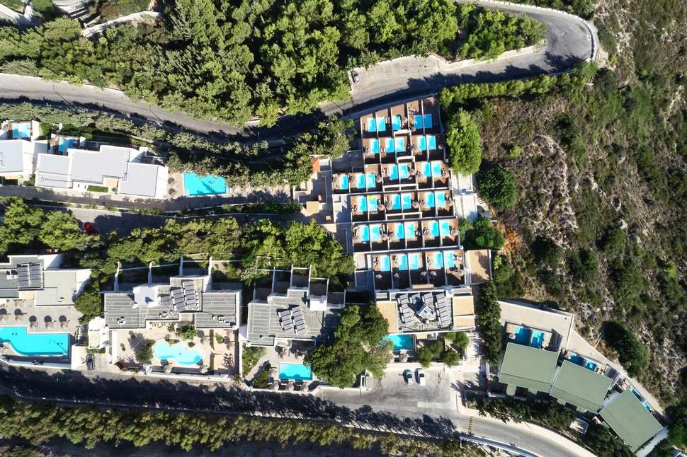 Ein Foto vom Pool im Esperos Village Blue & Spa