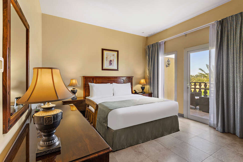 Een foto van Al Hamra Village Hotel