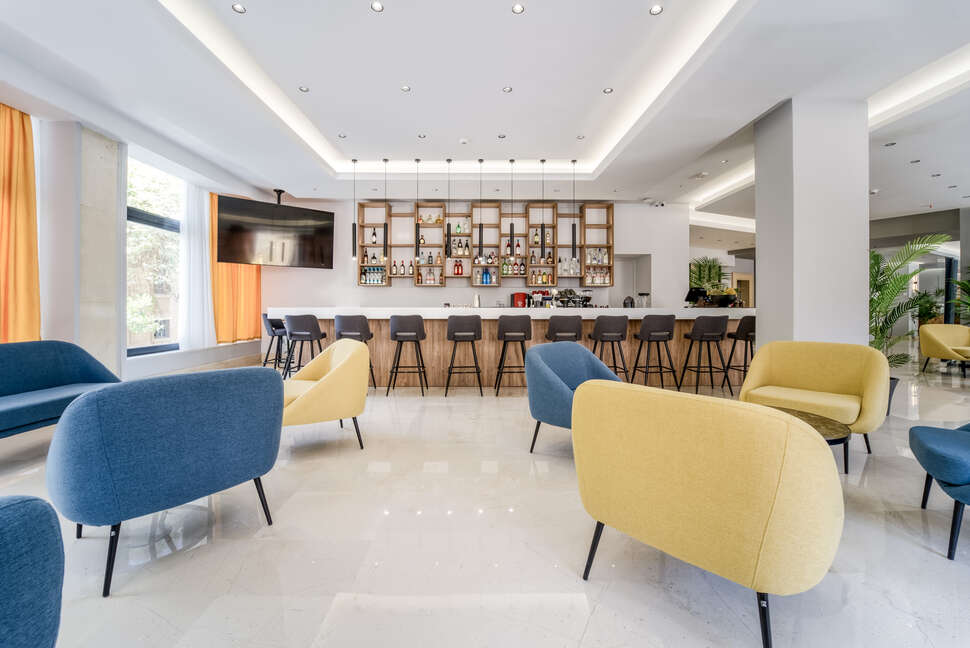 Een foto van de faciliteiten bij Island City Hotel