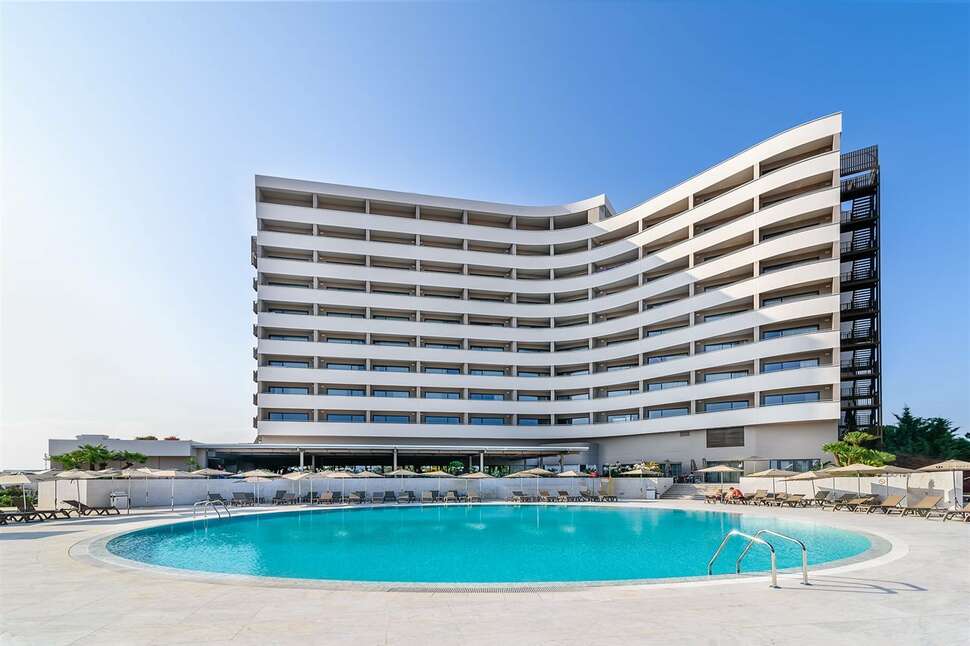 Een foto van een overzicht van Jupiter Albufeira Hotel