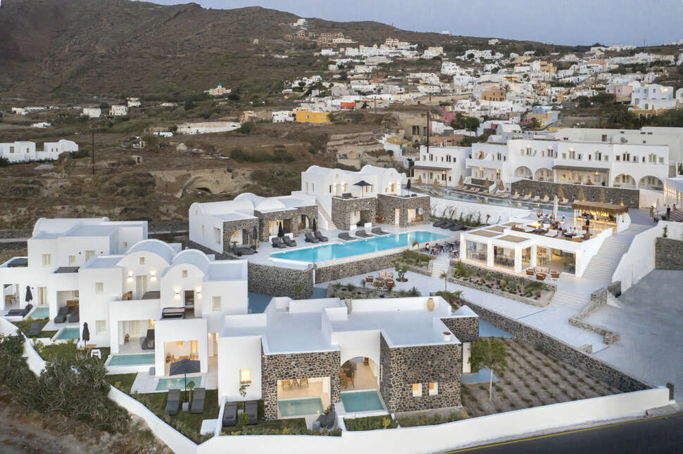 Een foto van de buitenkant van Secret View Hotel