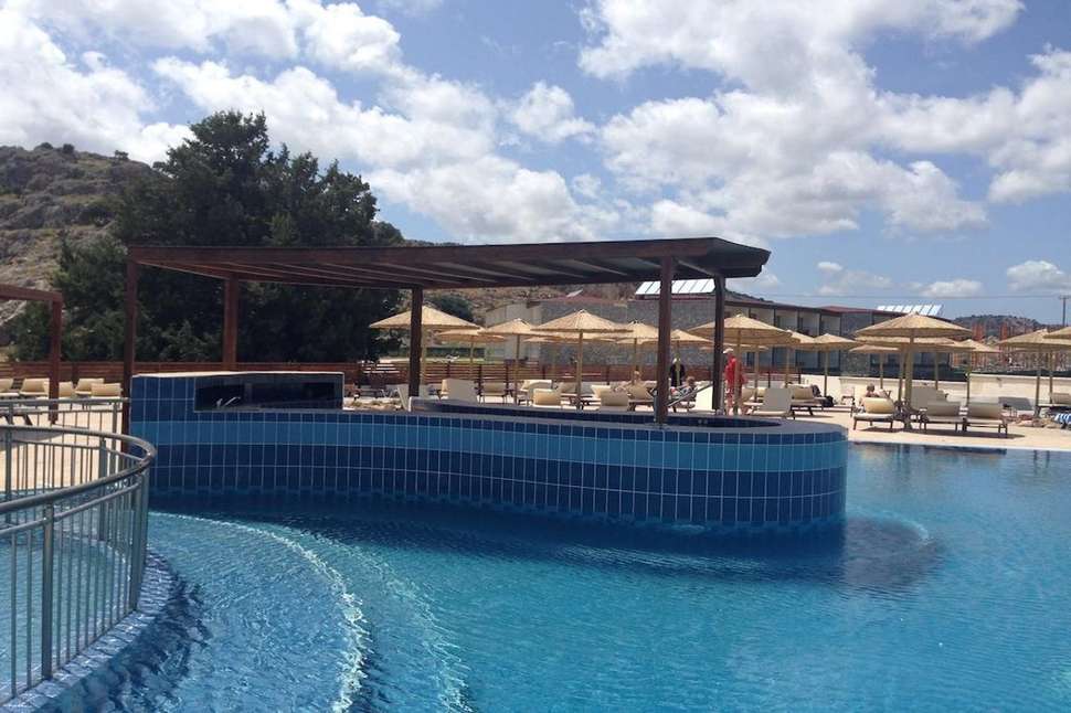 Een foto van het zwembad bij Anavadia Hotel
