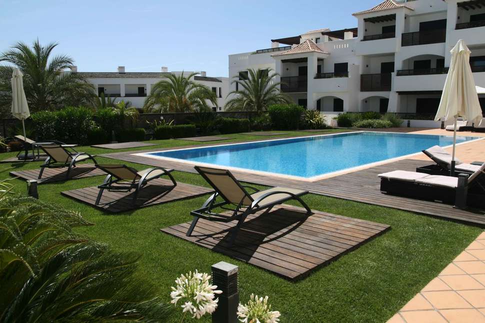 Een foto van het zwembad bij Belmar Spa & Beach Resort