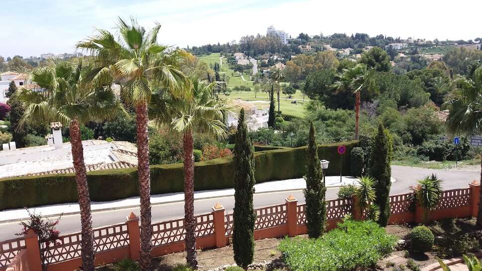 Een foto van het terras bij Royal Marbella Golf Resort