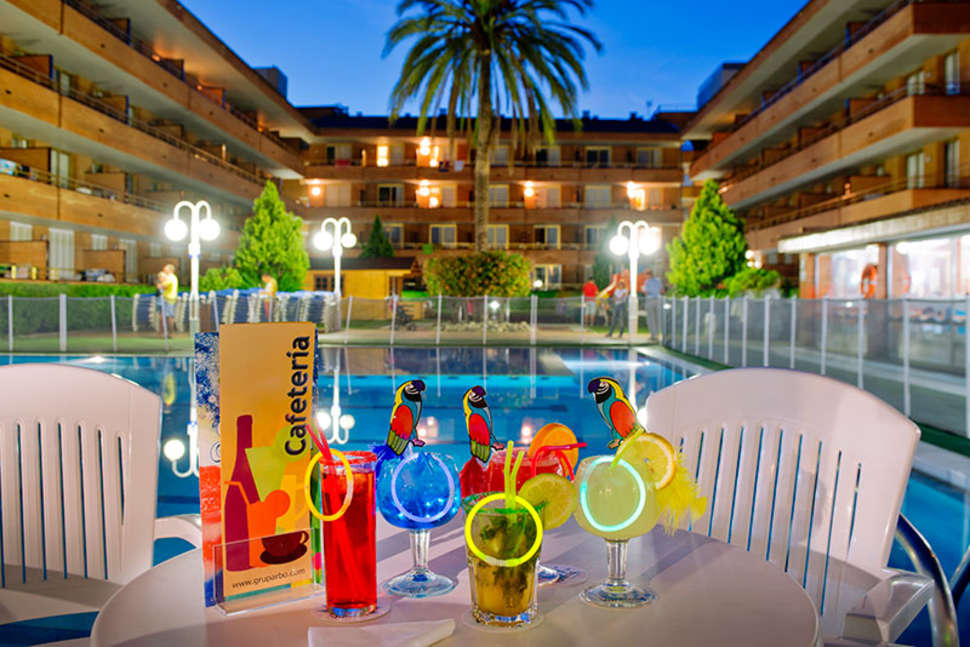Een foto van de faciliteiten bij Aparthotel Voramar