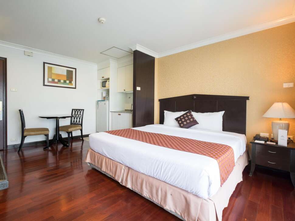 Ein Foto Admiral Suites Bangkok