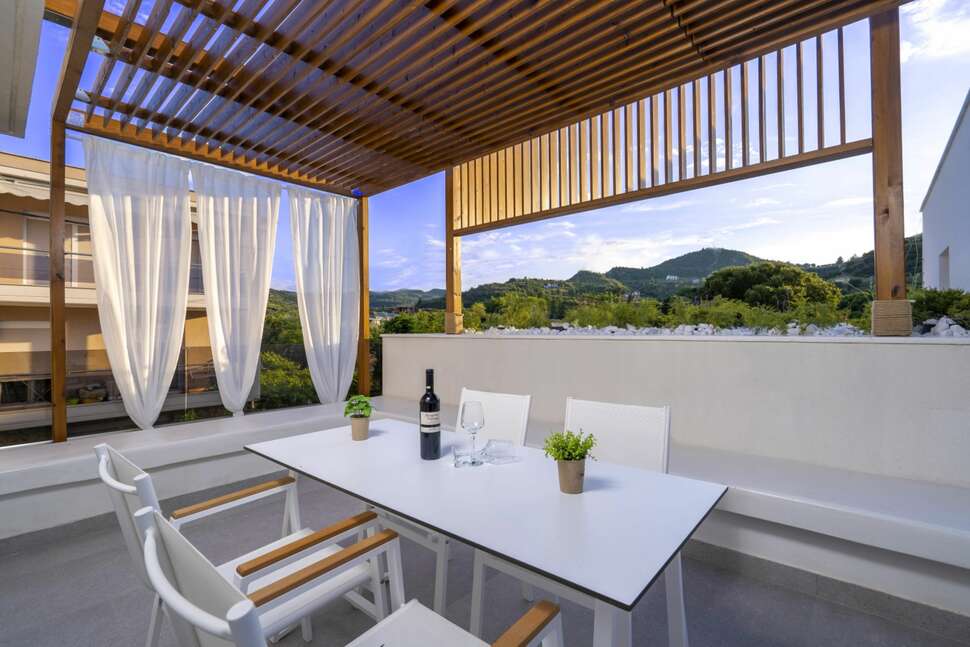 Een foto van Mirablue Deluxe Residences