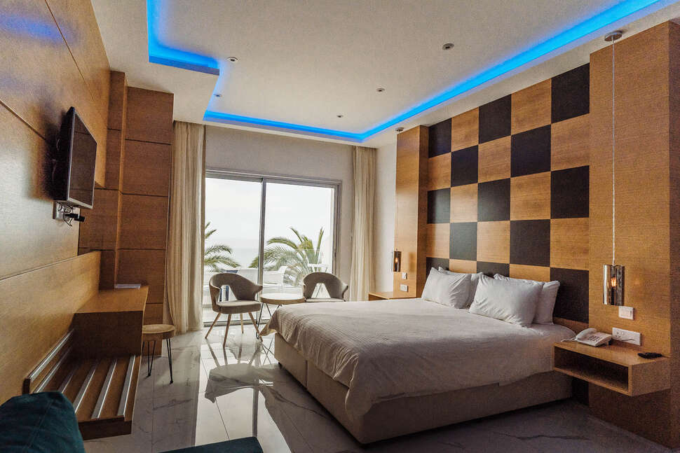 Een foto van Vrachia Beach Hotel & Suites