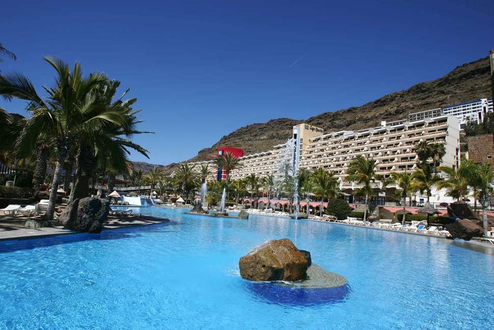 Een foto van het zwembad bij Hotel Livvo Lago Taurito
