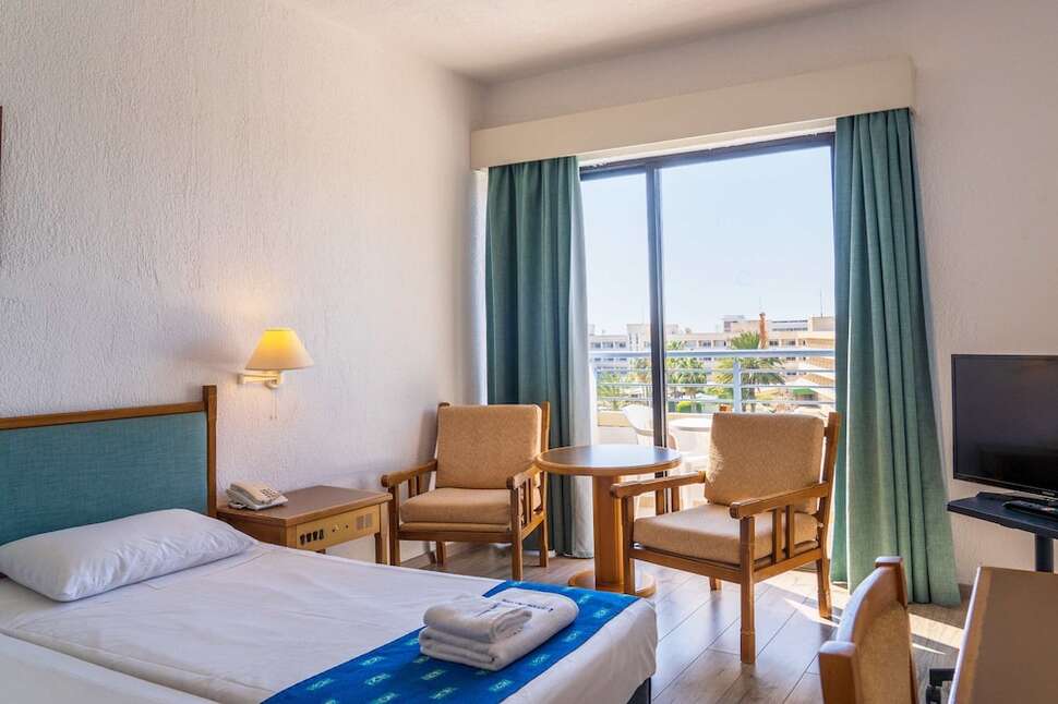 Een foto van Paphos Gardens Holiday Resort