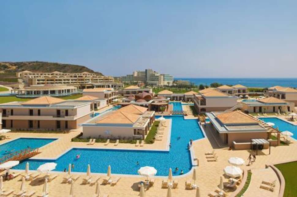 Een foto van een overzicht van La Marquise Luxury Resort