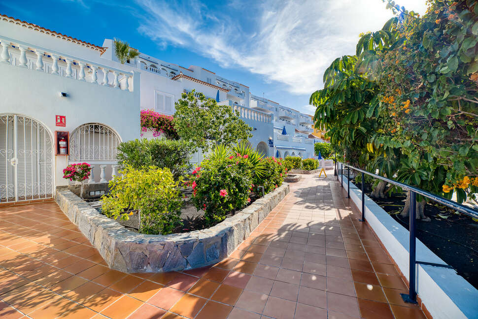 Een foto van het terras bij Ona El Marqués Resort