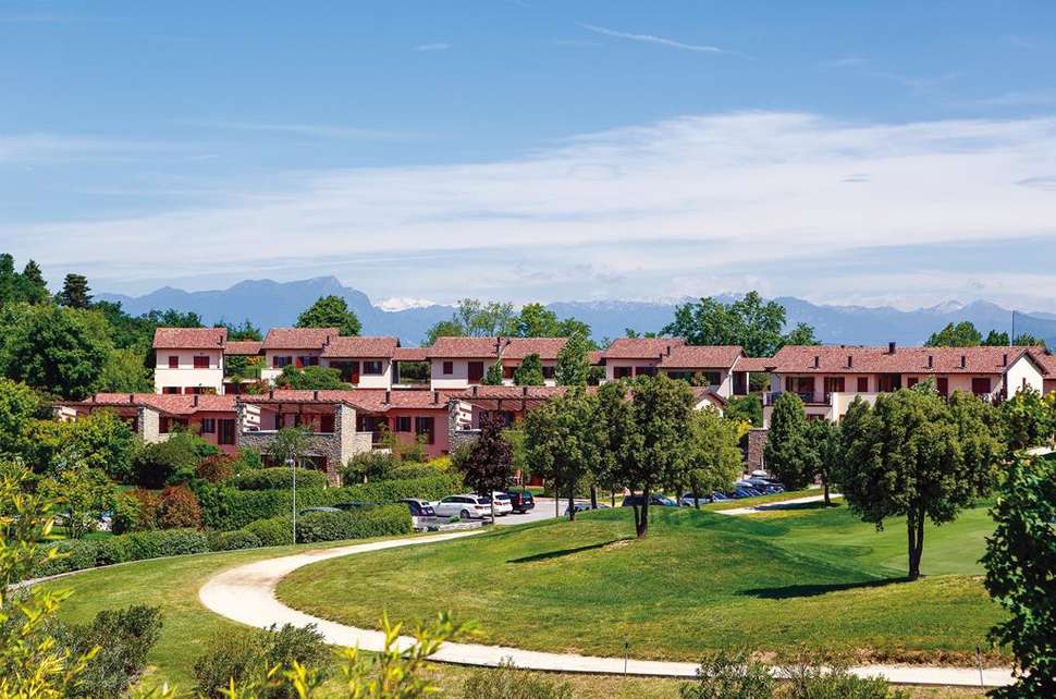 Ein Foto Golf Residence