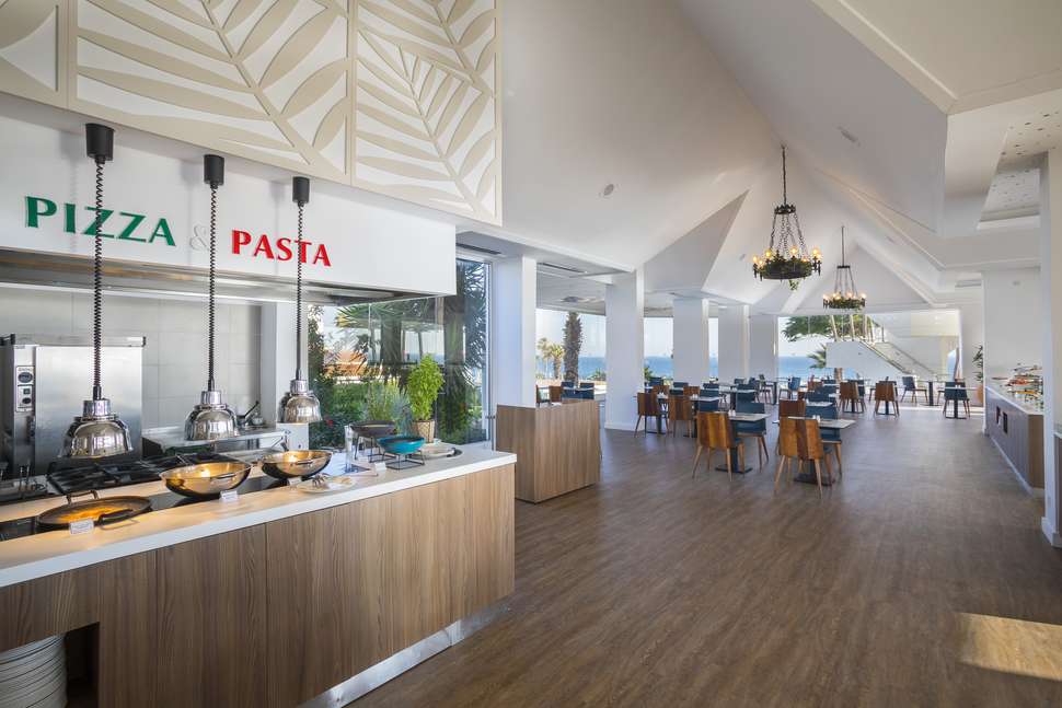 Een foto van de faciliteiten bij Leonardo Plaza Cypria Maris Beach Hotel & Spa