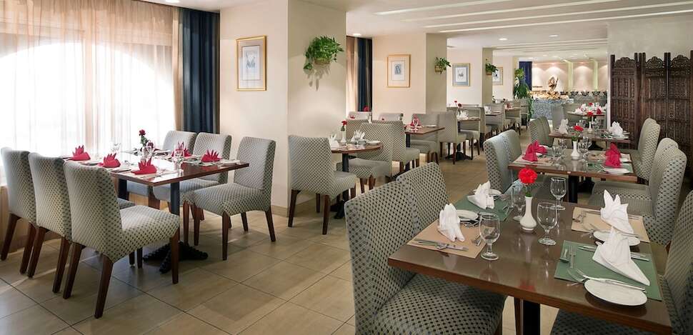 Een foto van City Seasons Al Hamra Abu Dhabi