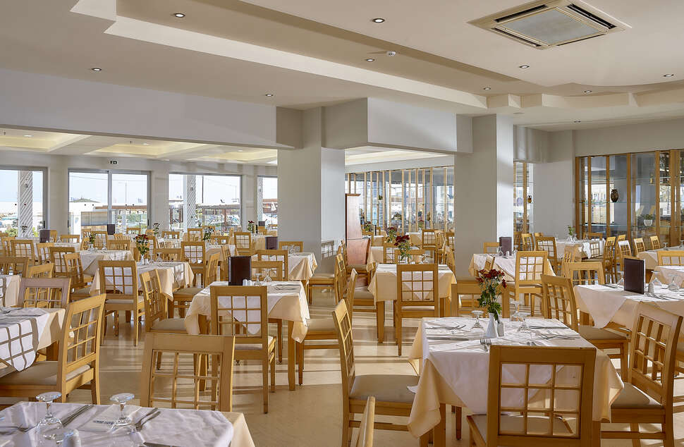 Een foto van de faciliteiten bij Hotel Astir Beach
