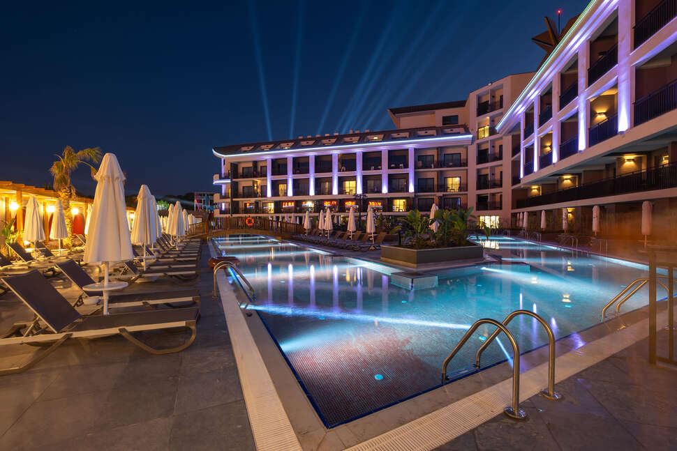 Een foto van het zwembad bij Hotel The X Belek